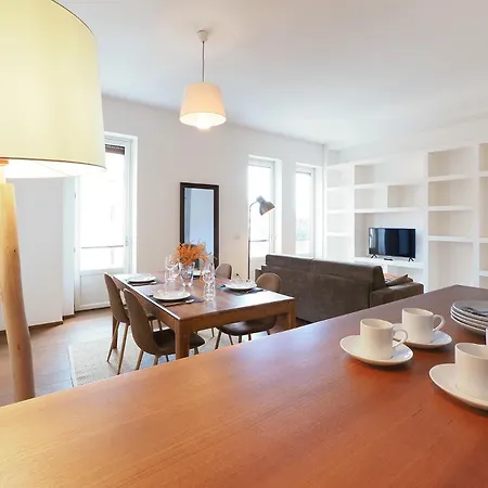 Contempora - Spacious 1 Bedroom & 2 Baths - Sant'Ambrogio דירה